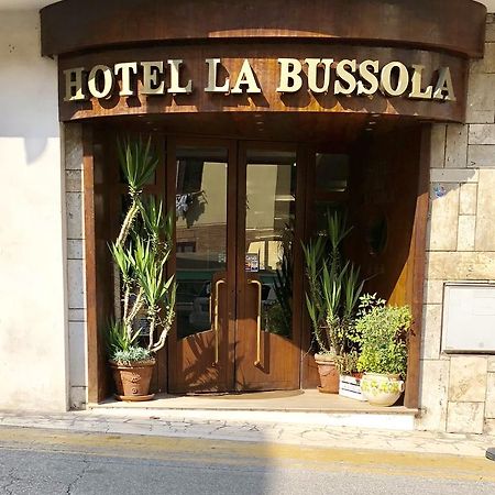 Hotel La Bussola Anzio Ngoại thất bức ảnh