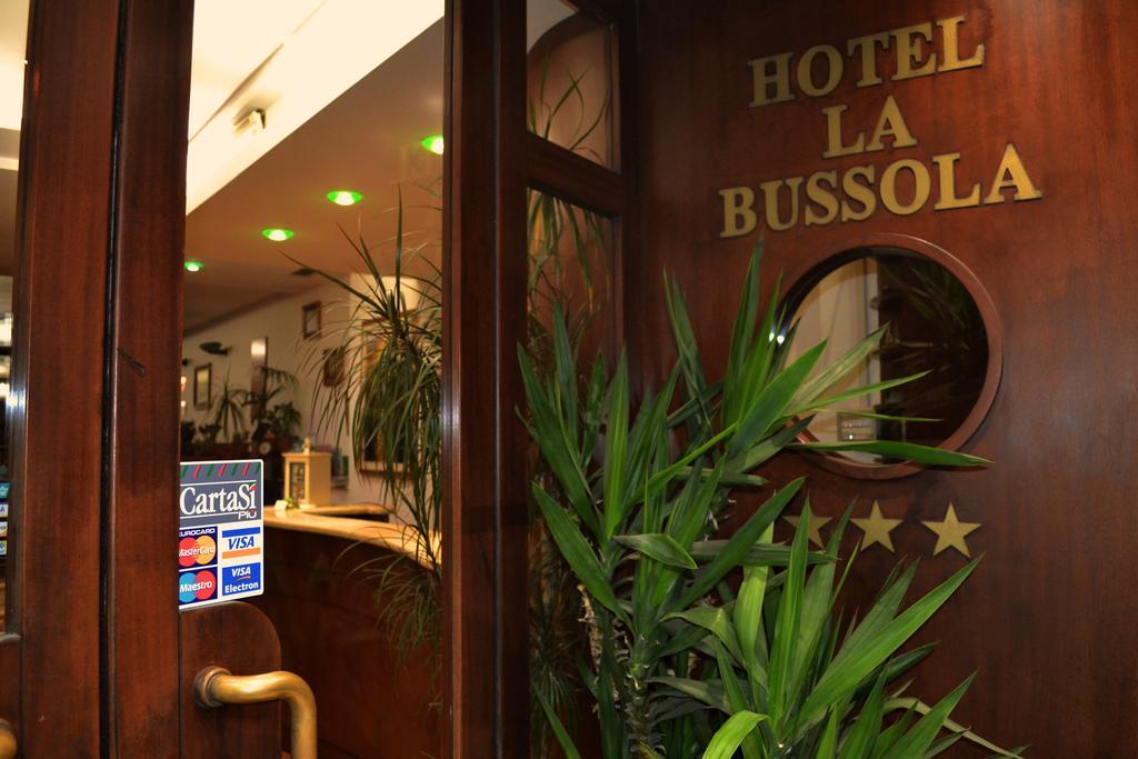 Hotel La Bussola Anzio Ngoại thất bức ảnh